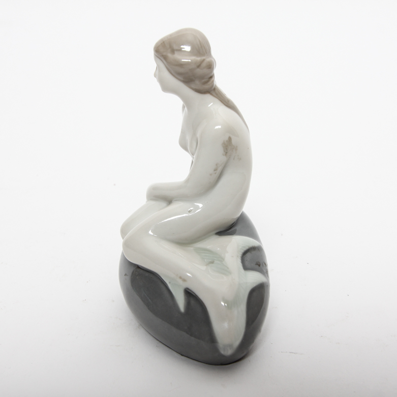 Edvard Erikesen Royal Copenhangen "The Little Mermaid" Figurine