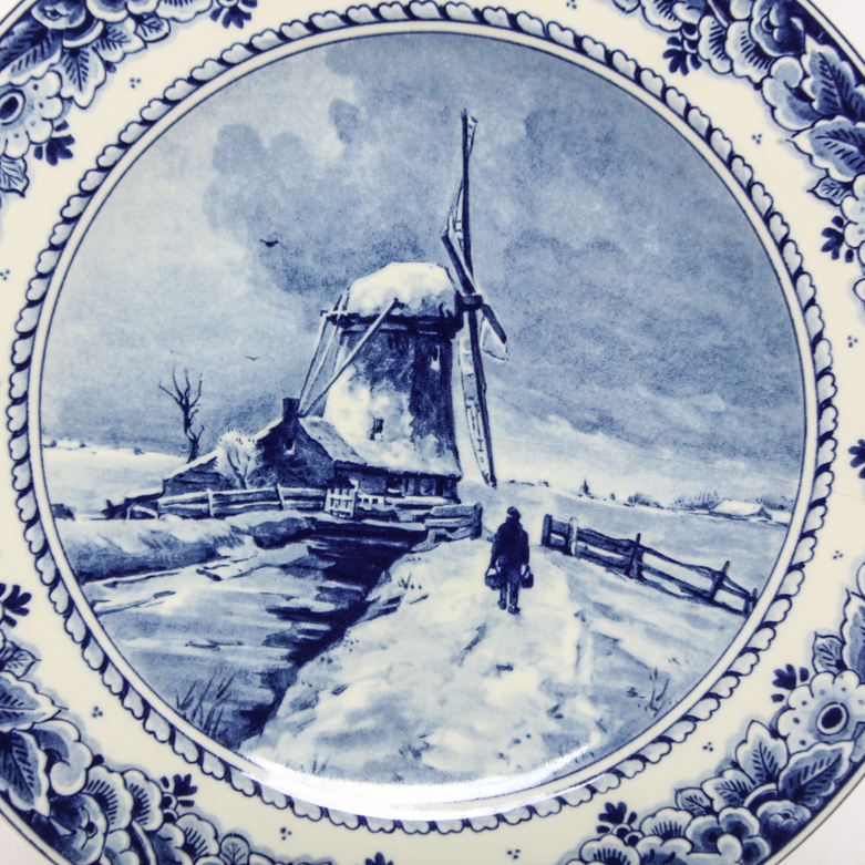 Delft and Gold Imari Decorative Plates