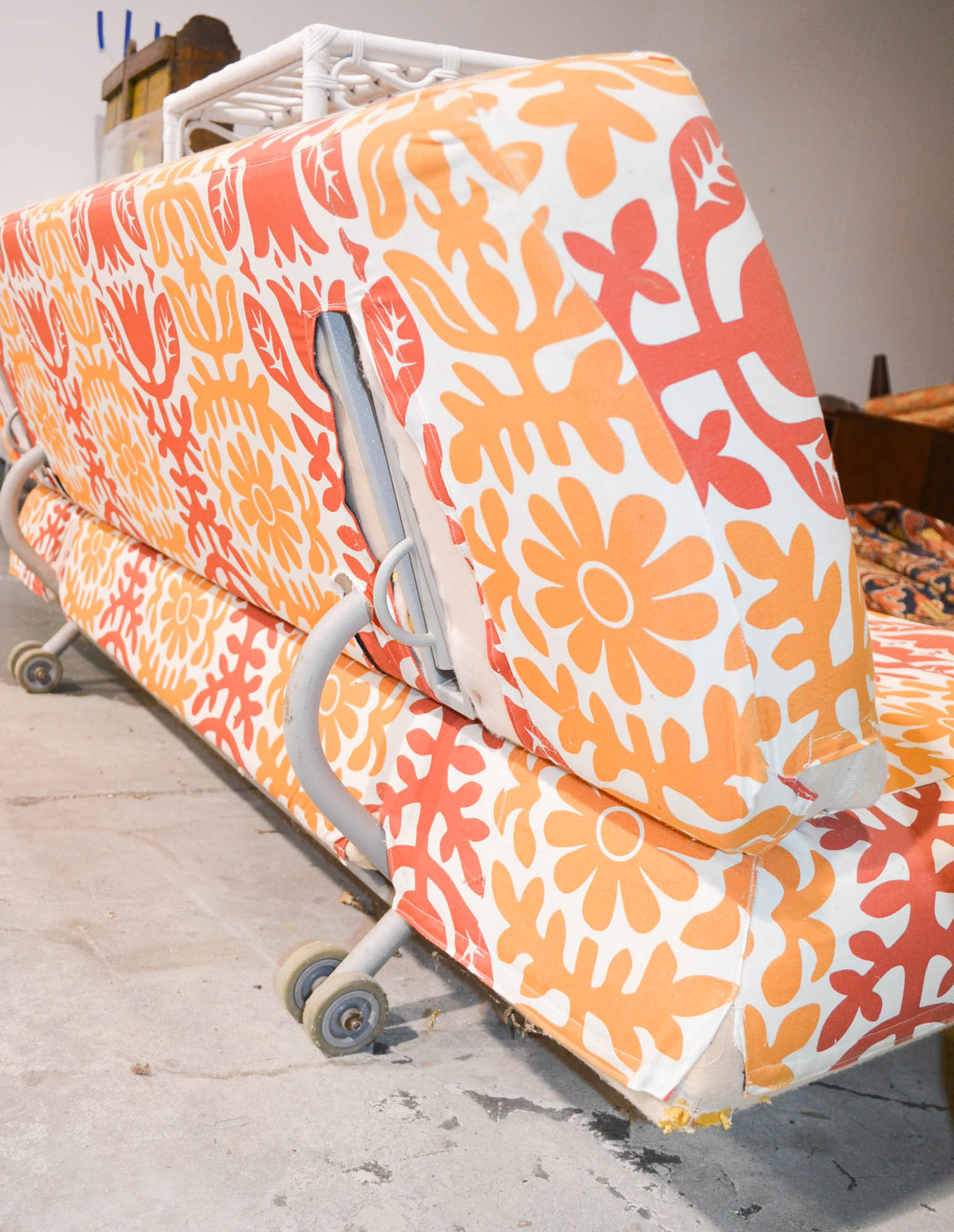 Zzofa Sofa Bed by James Irvine.