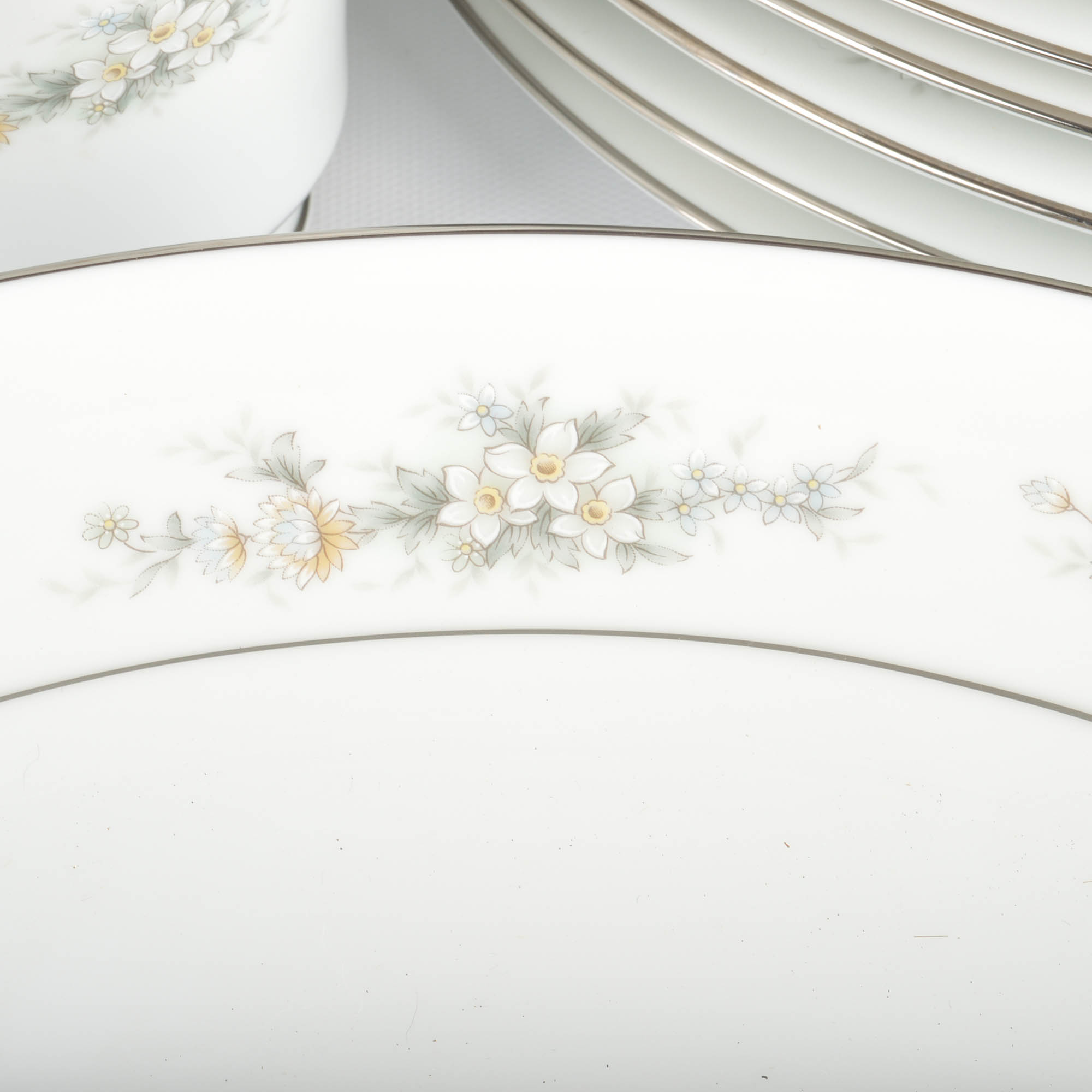 Noritake "Melissa" Fine China Tableware