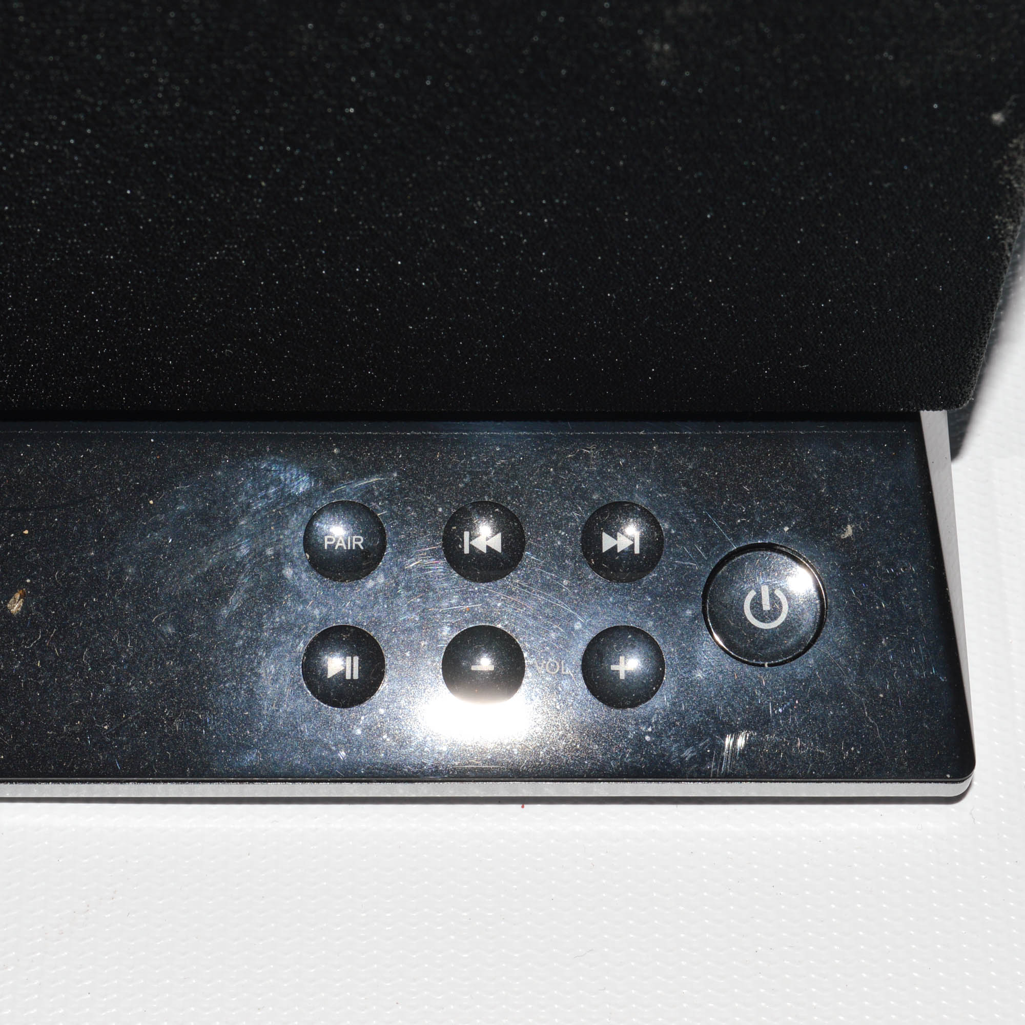 Soundfreaq Sound Step Compact Wireless Speaker and Dock