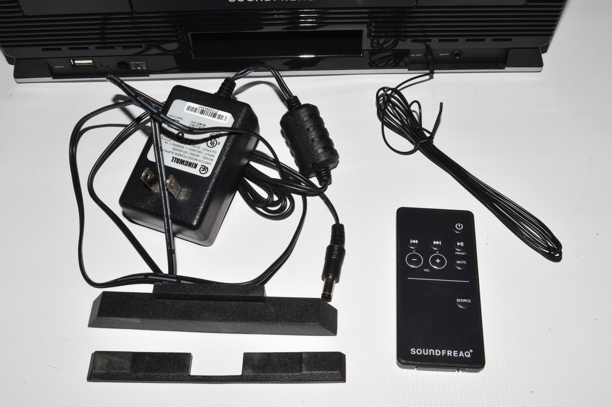 Soundfreaq Sound Step Compact Wireless Speaker and Dock