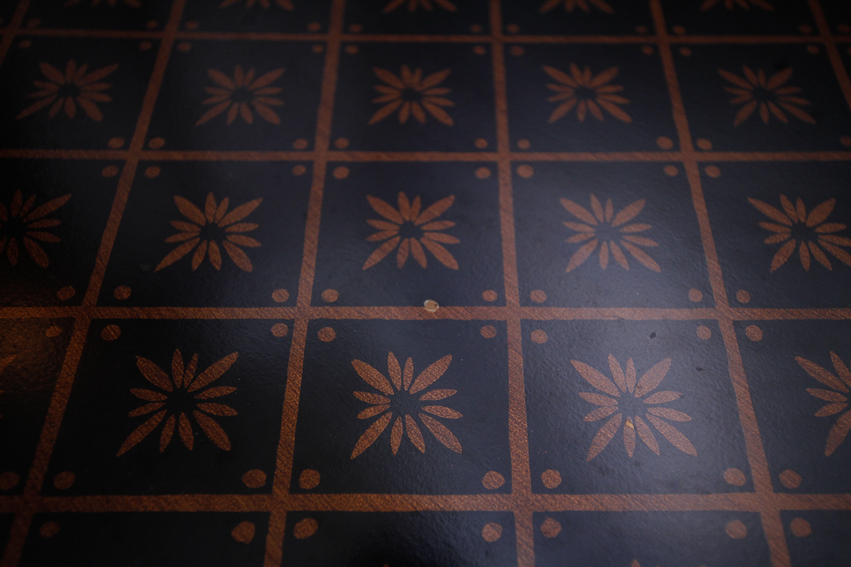 Black and Gold Tone Serpentine Chest of Drawers