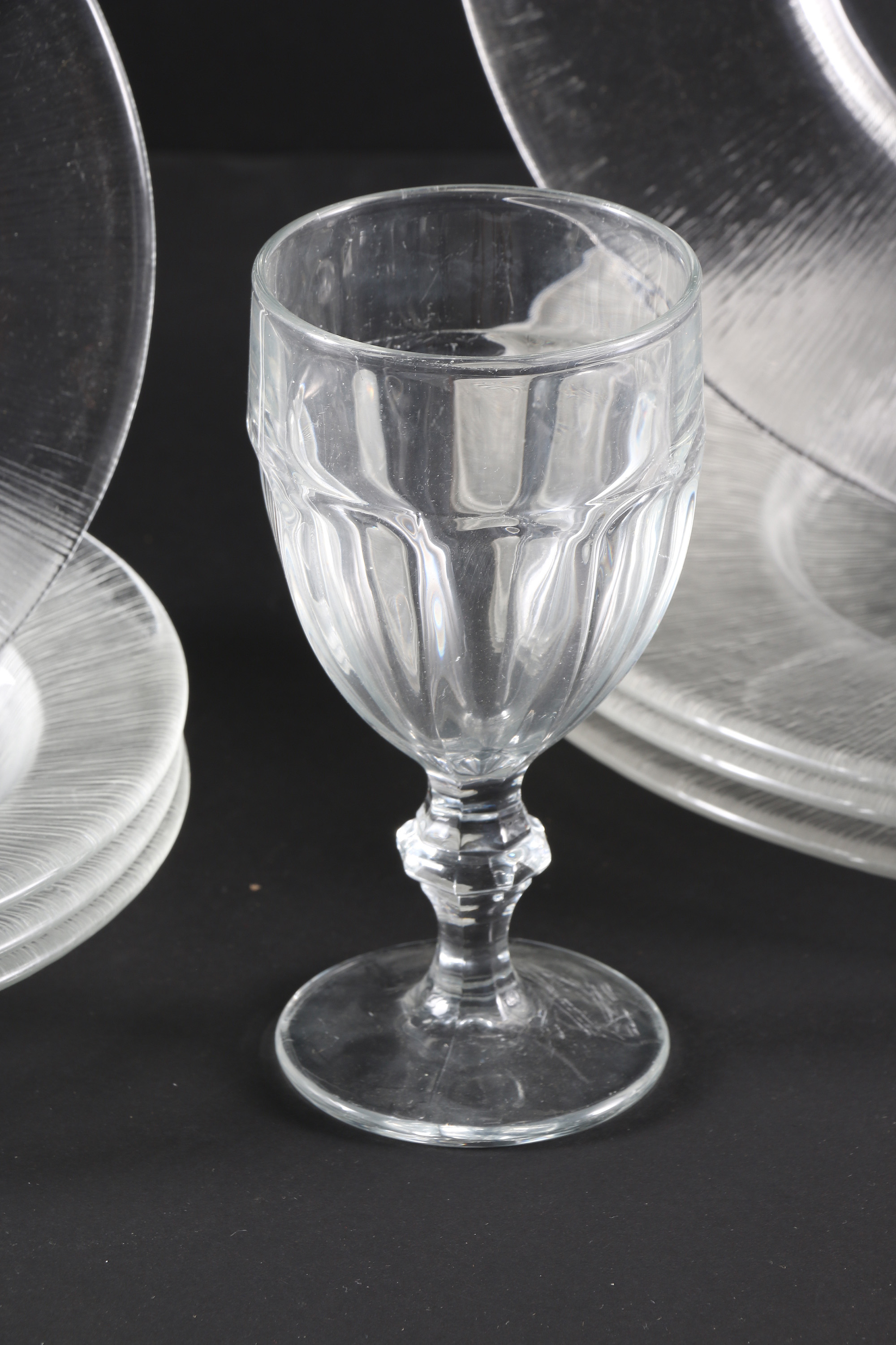 Reeded Dish Set