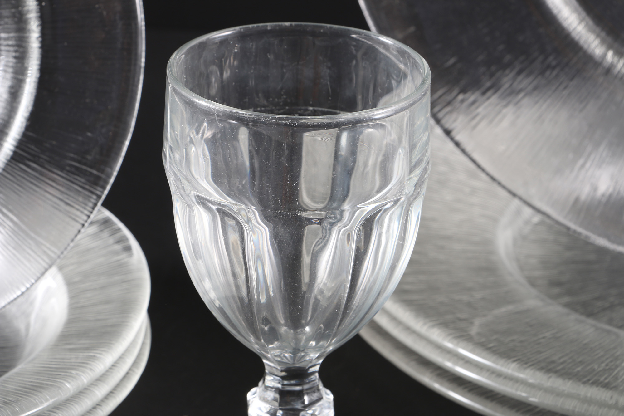 Reeded Dish Set