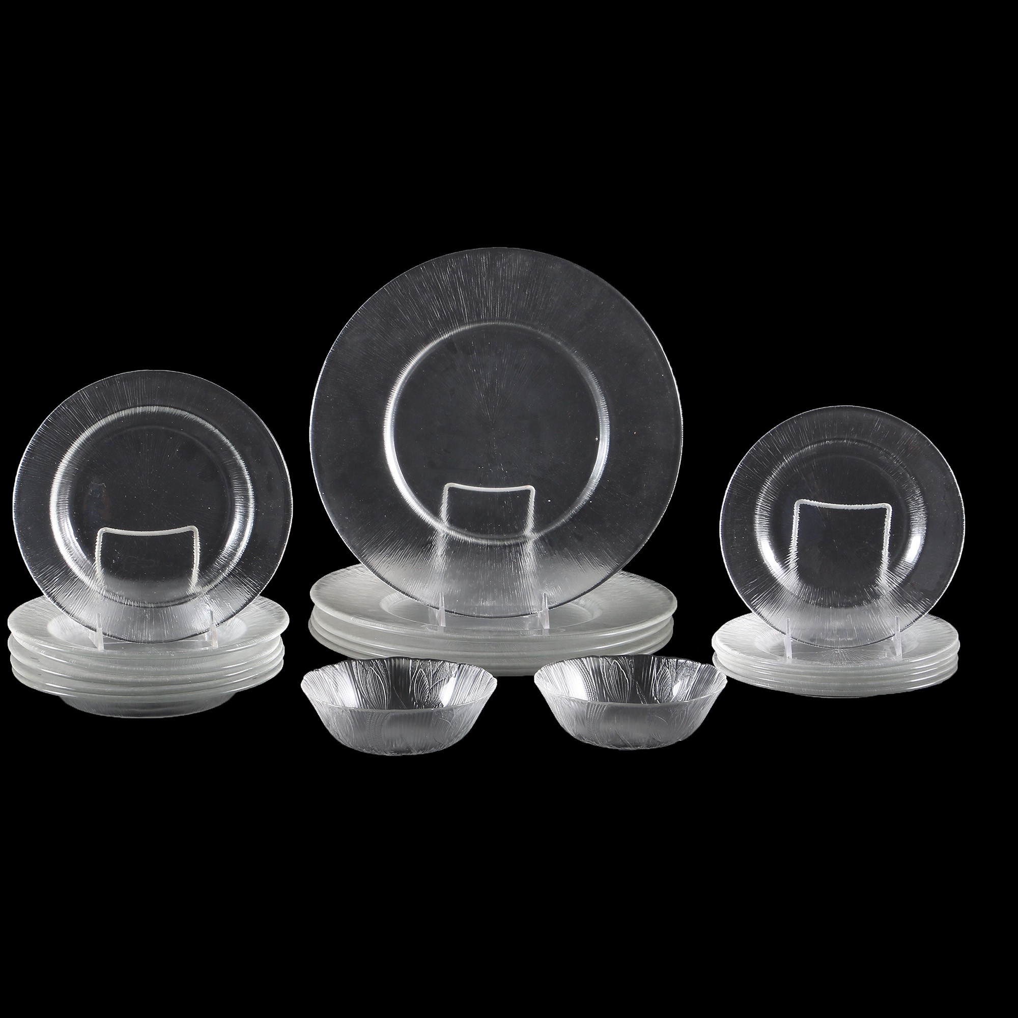 Reeded Dish Set