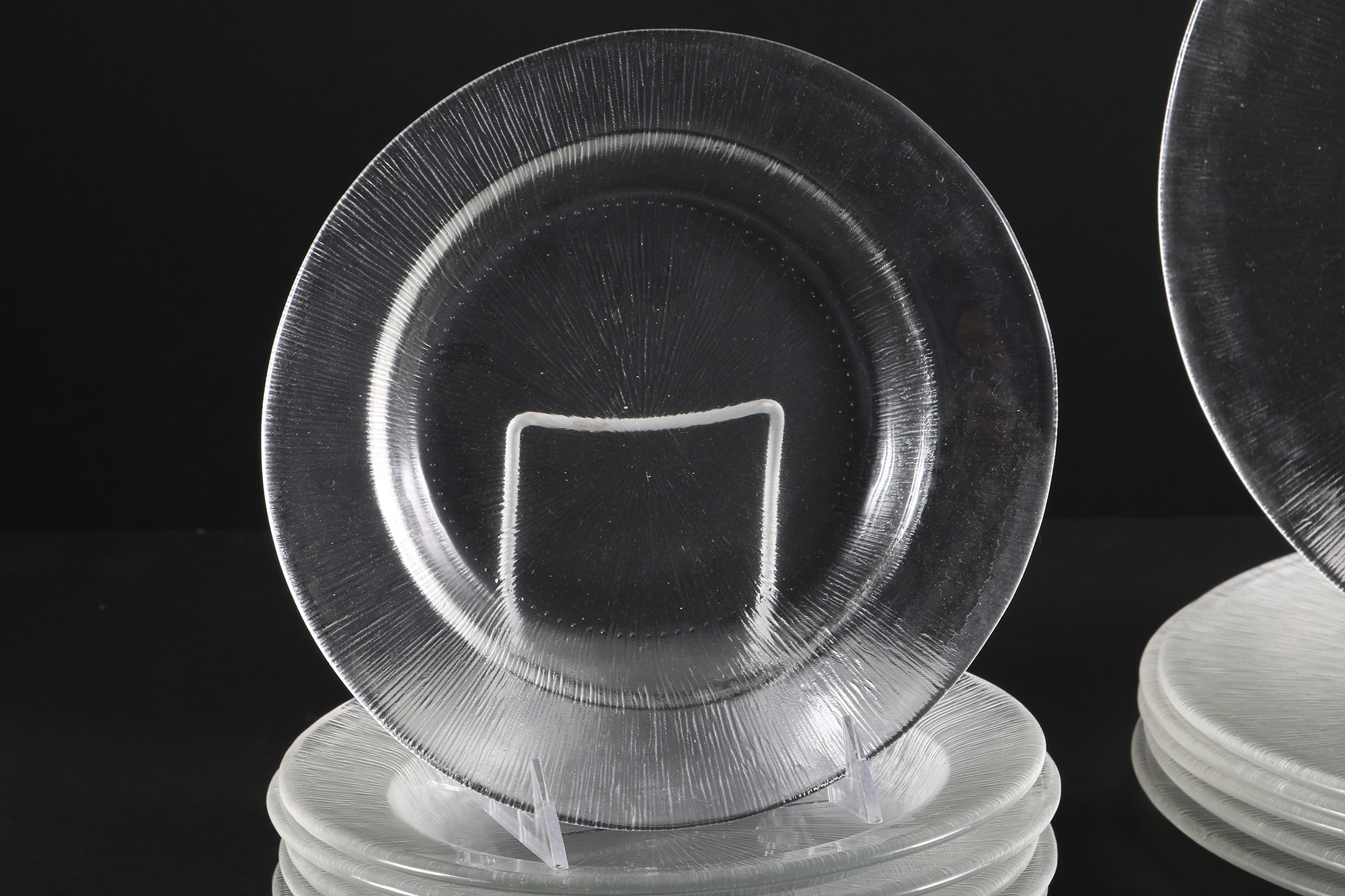 Textured Frosted Glass Serveware
