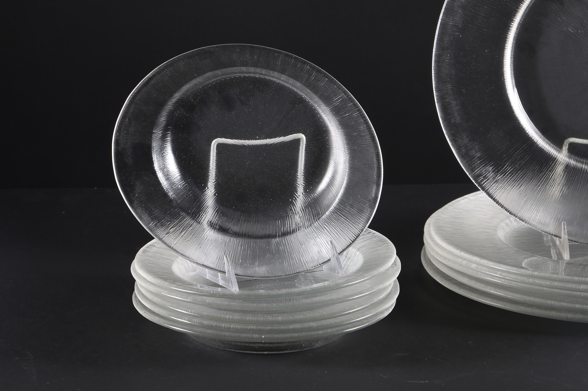 Textured Frosted Glass Serveware