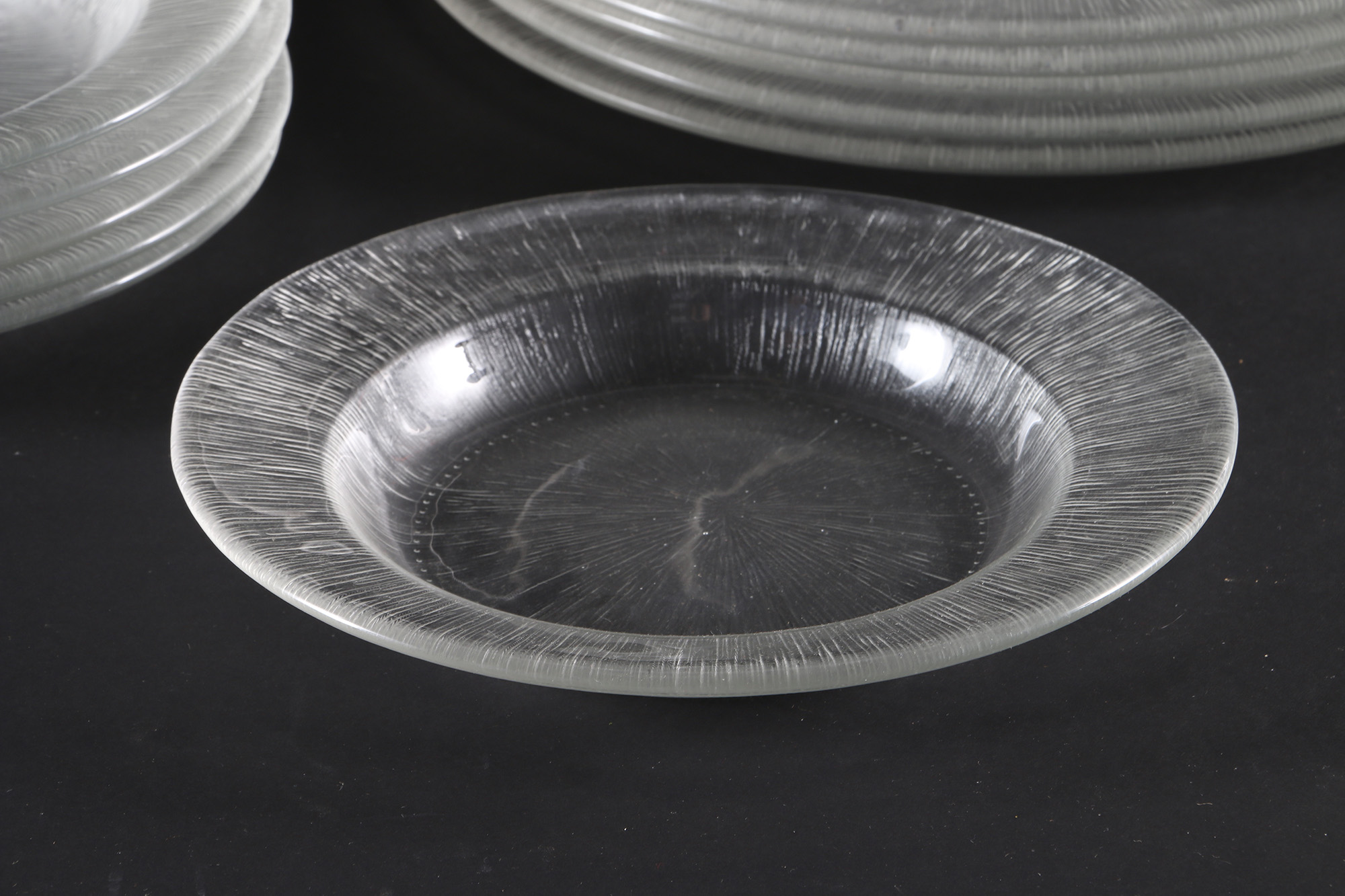 Textured Frosted Glass Serveware