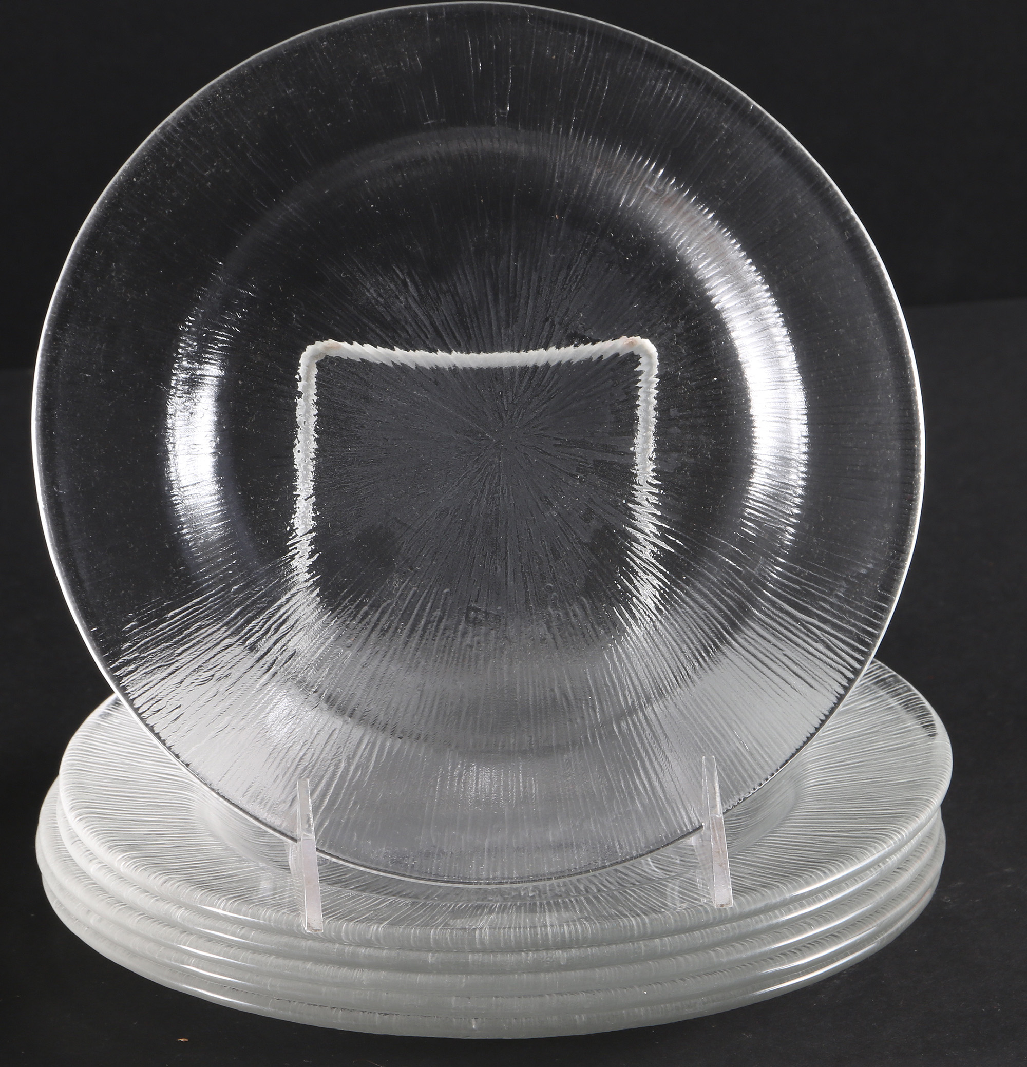 Textured Frosted Glass Serveware