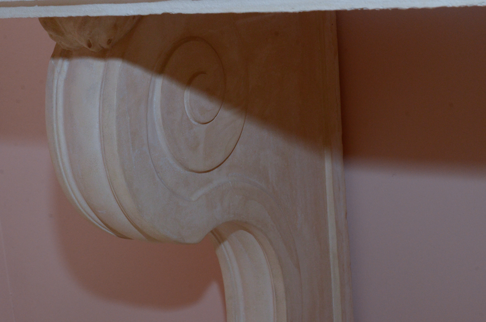 Neoclassical Style Entry Table