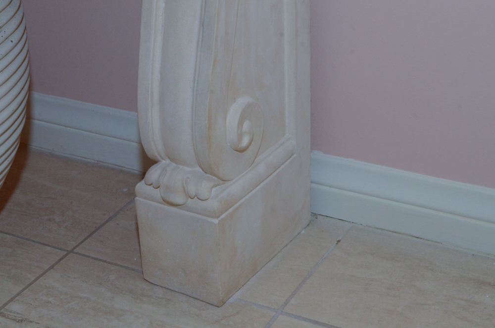 Neoclassical Style Entry Table