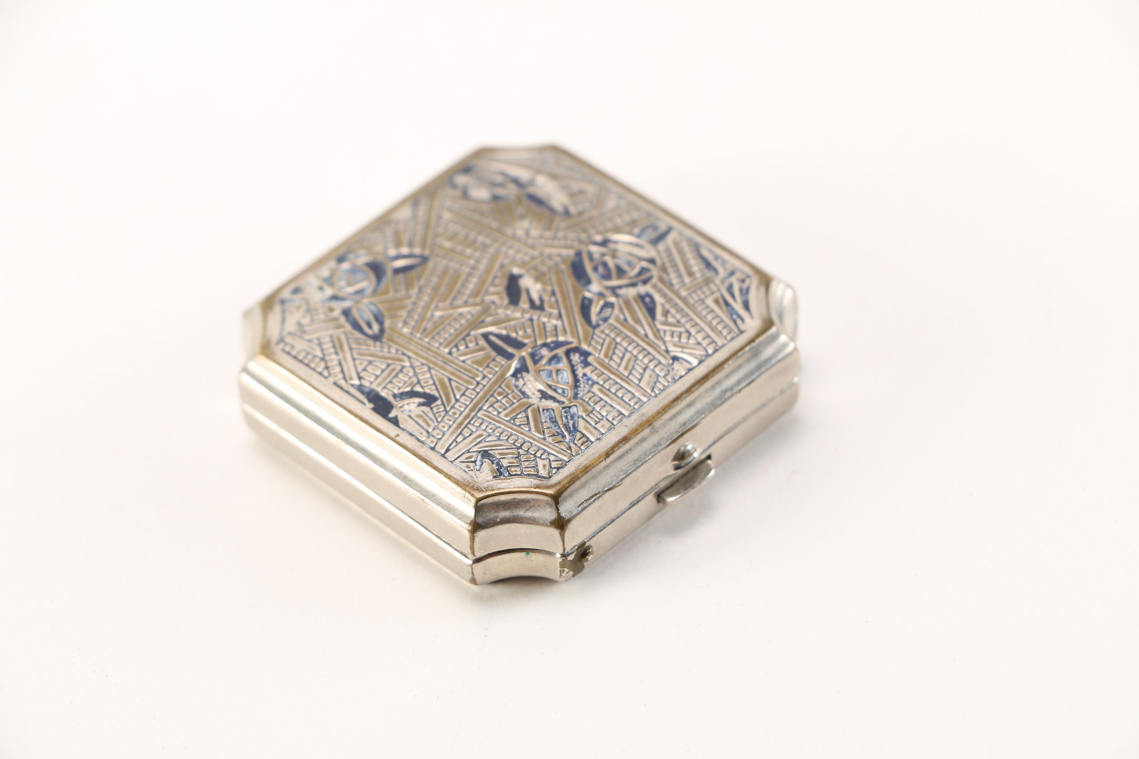 Assortment of Vintage Compacts