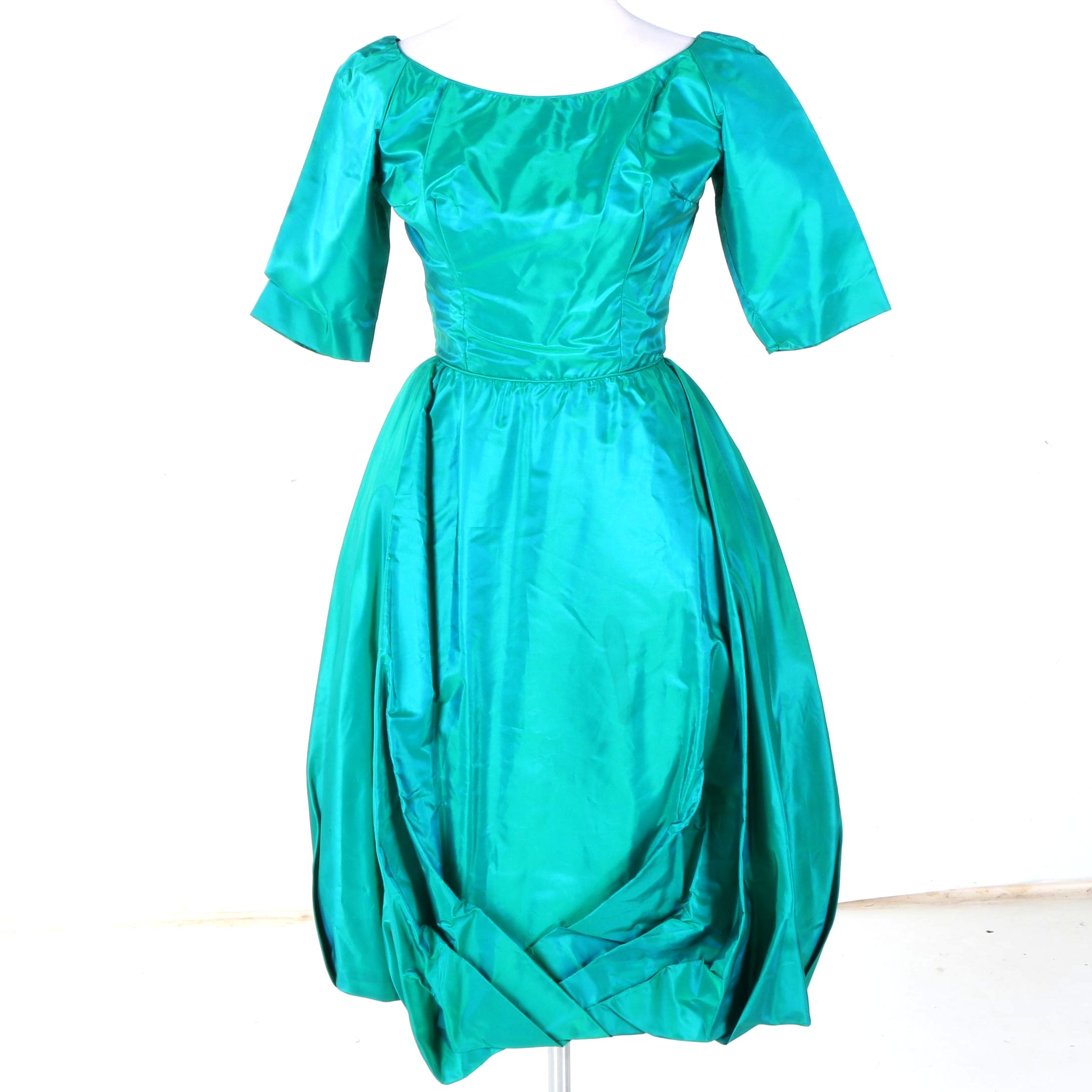 Circa 1955-1963 Women's Emerald Taffeta Dress