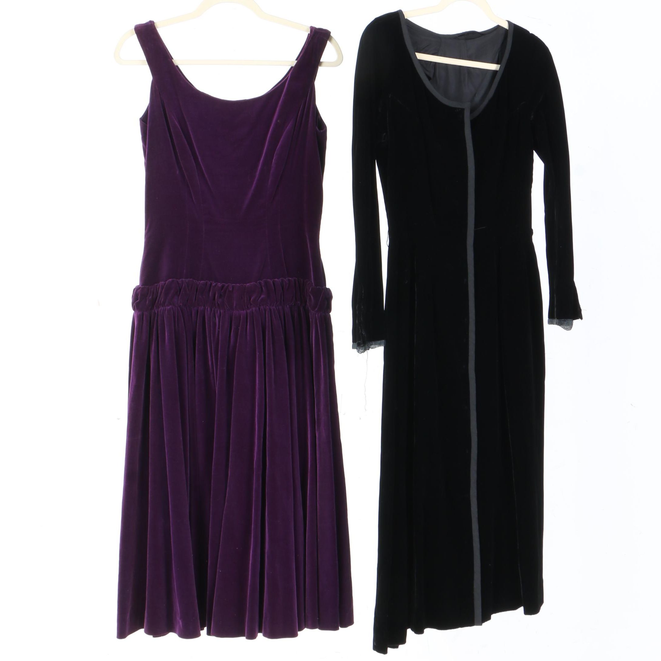 Women's Vintage Velvet Dresses