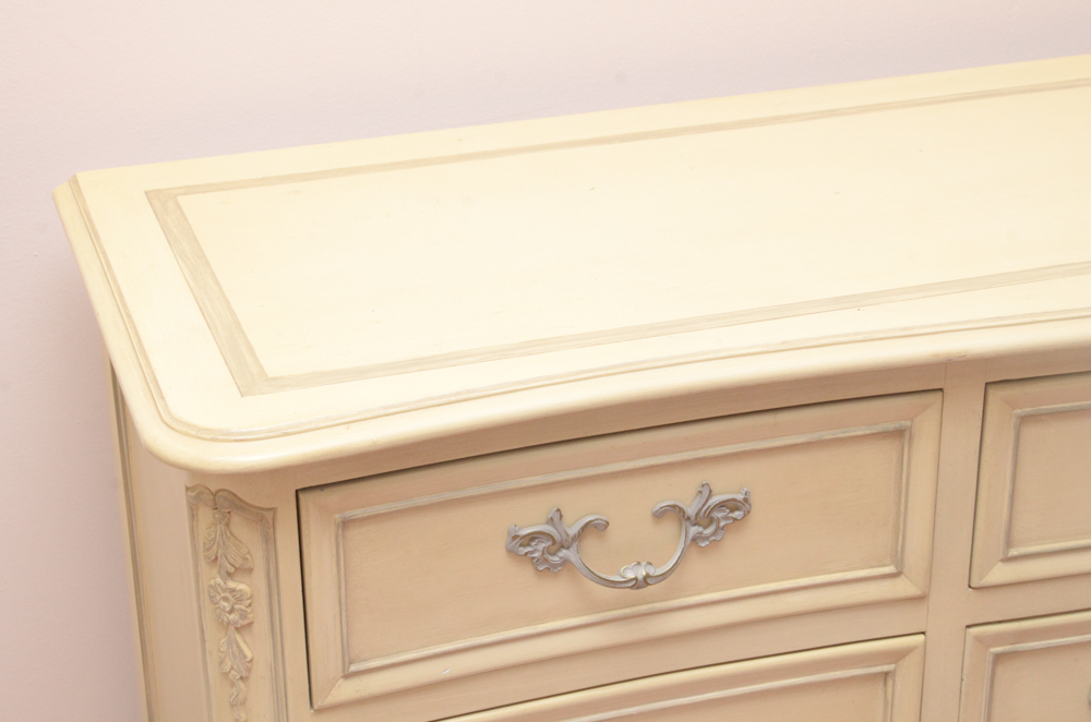 Kindel French Provincial Style Dresser