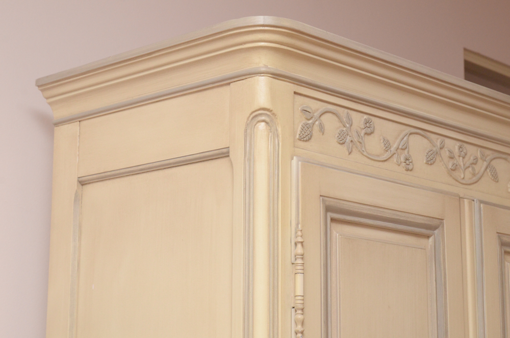 French Provincial Style Entertainment Cabinet