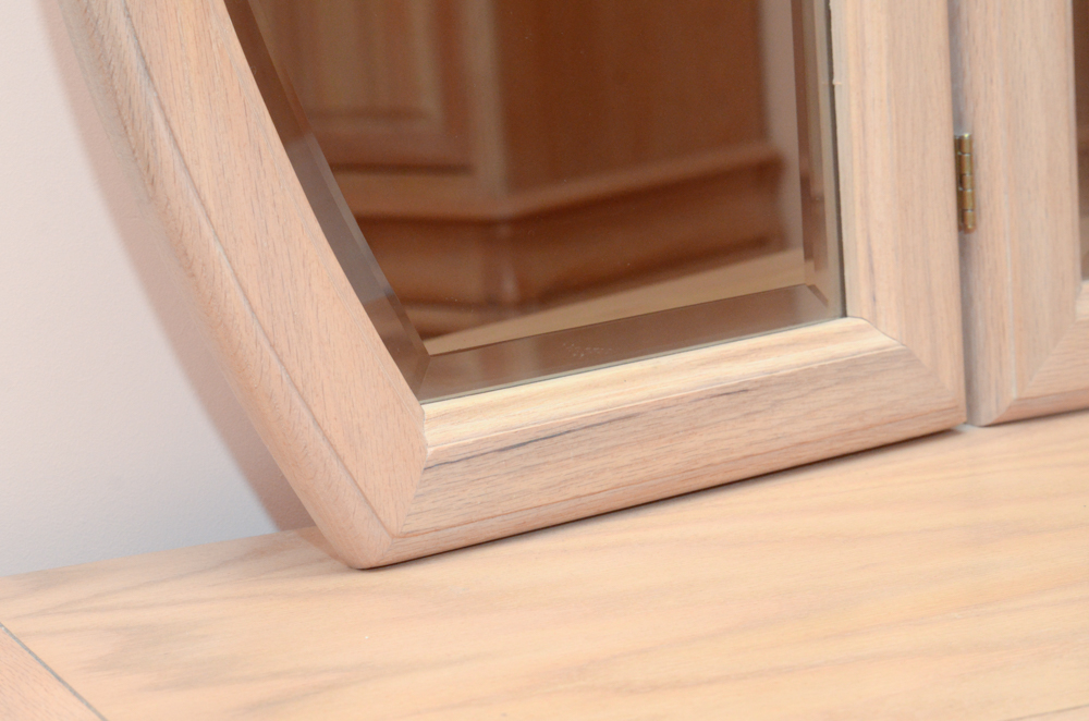 Oak Bombe Vanity Dresser With Mirror