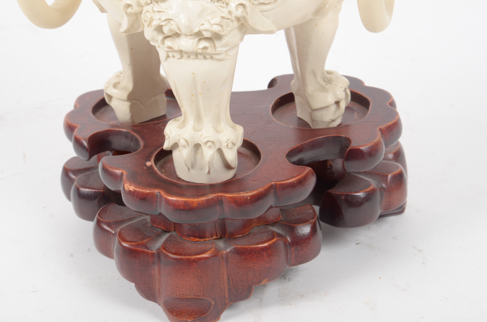 Chinese Style Vase and Decor