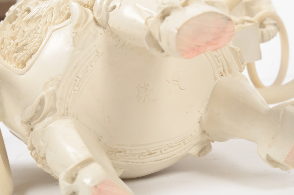 Chinese Style Vase and Decor