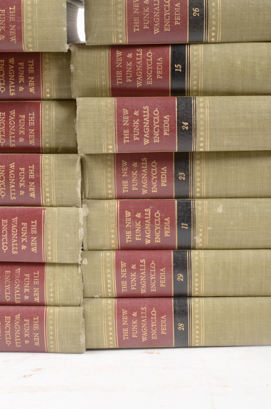 1954 New York Funk & Wagnalls Encyclopedia 35 Volume Set