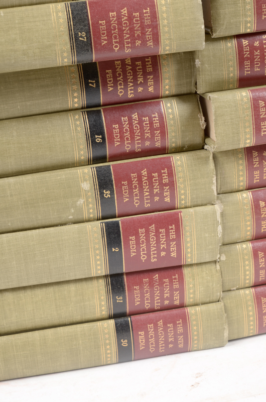 1954 New York Funk & Wagnalls Encyclopedia 35 Volume Set