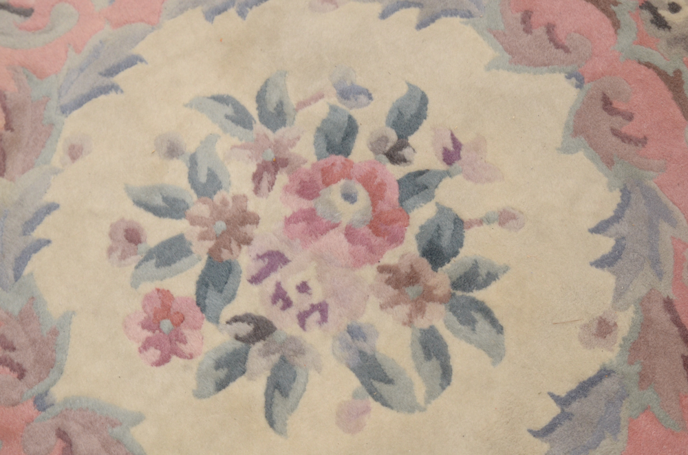 Hand-Knotted Chinese Carved Floral Round Area Rug