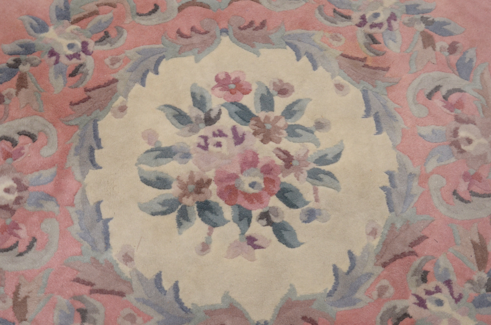 Hand-Knotted Chinese Carved Floral Round Area Rug