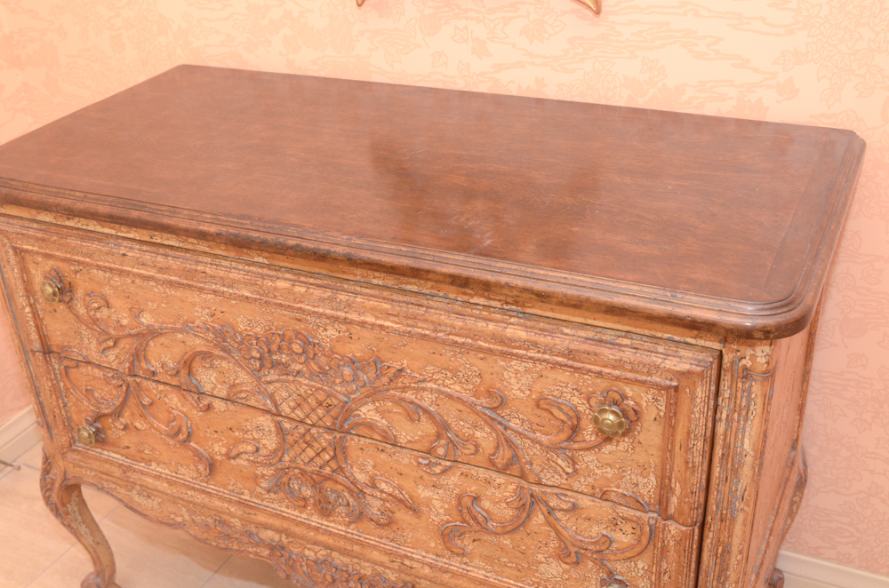 Queen Anne Style Wooden Commode