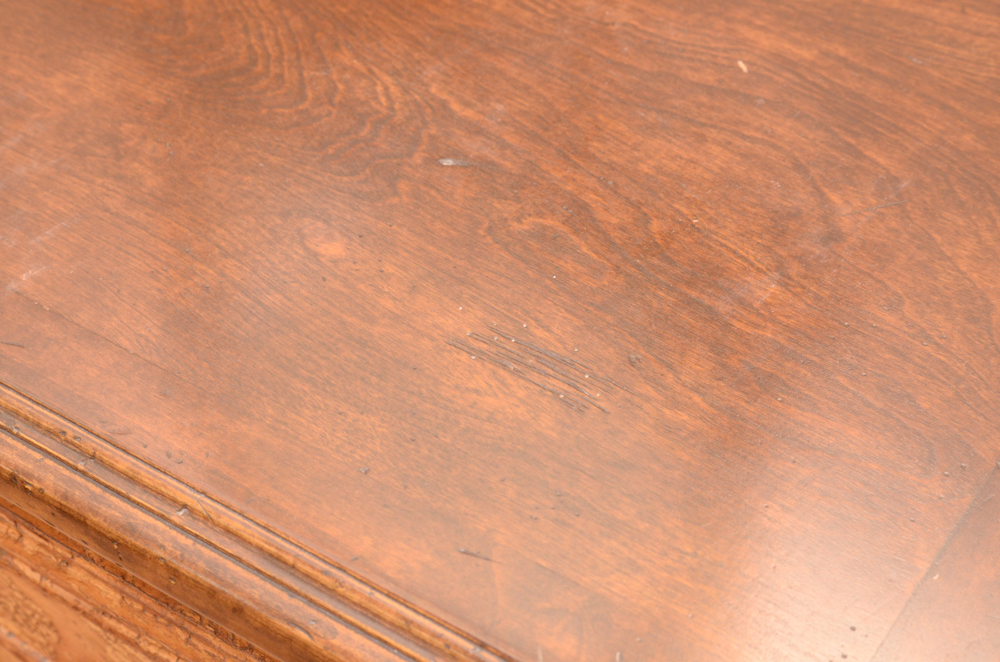 Queen Anne Style Wooden Commode