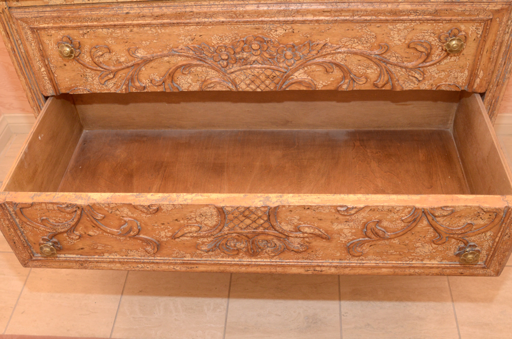 Queen Anne Style Wooden Commode
