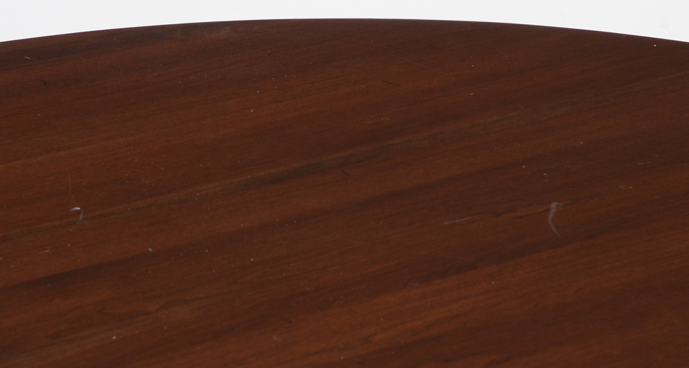 Cherry Queen Anne Style Oval Dining Table