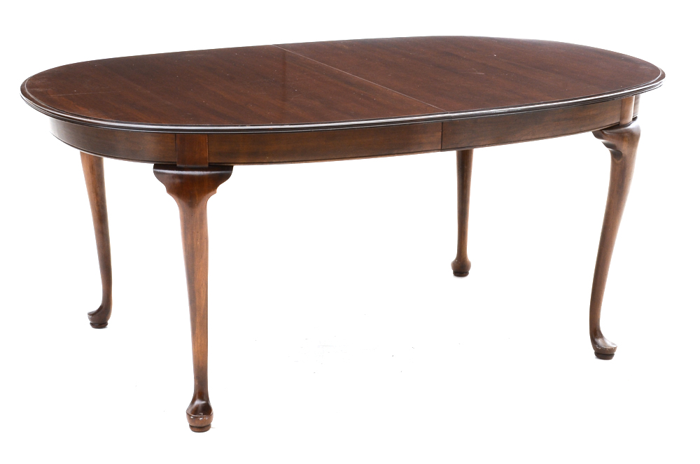 Cherry Queen Anne Style Oval Dining Table
