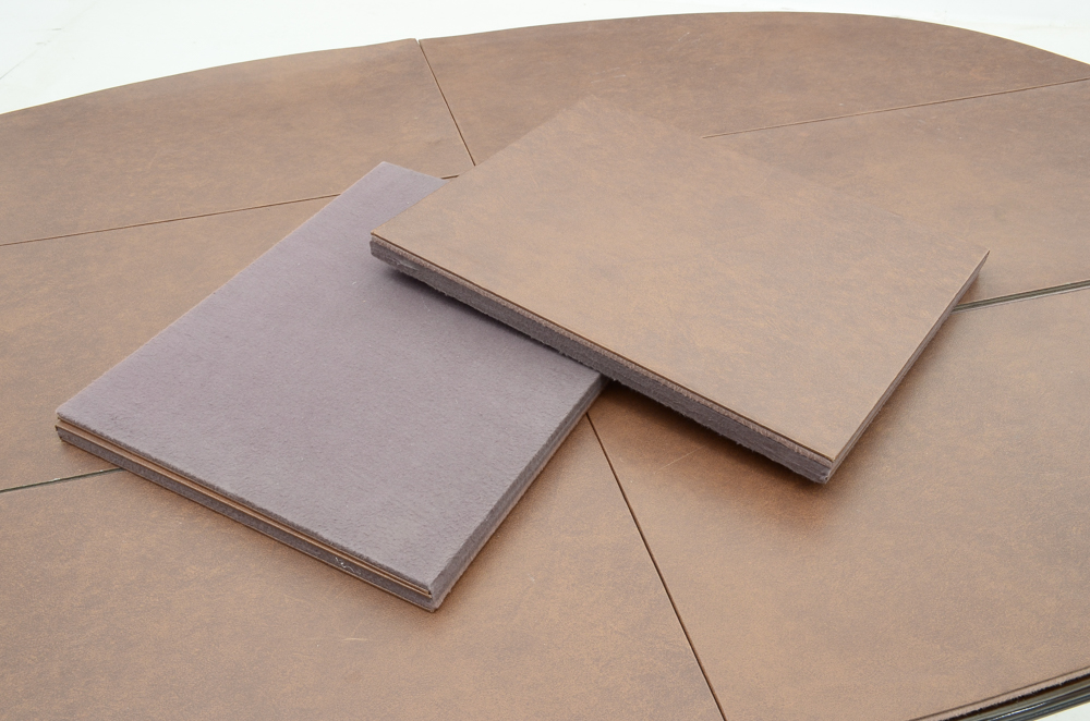 Cherry Queen Anne Style Oval Dining Table