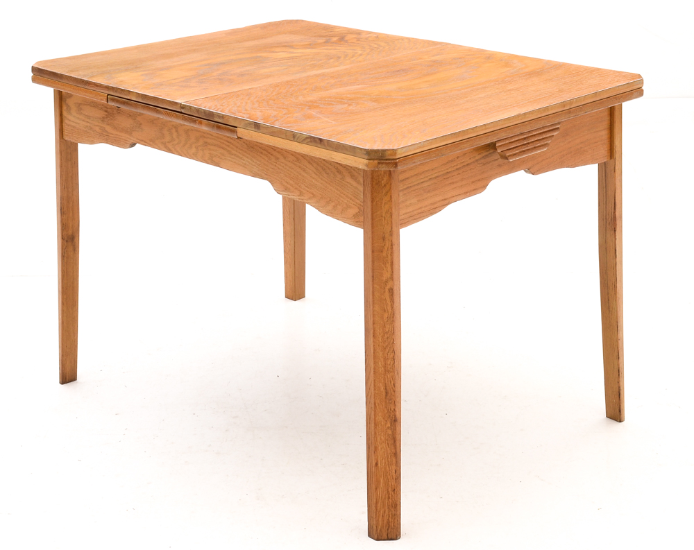 Mid-Century Oak Draw-Leaf Table and Four Chairs