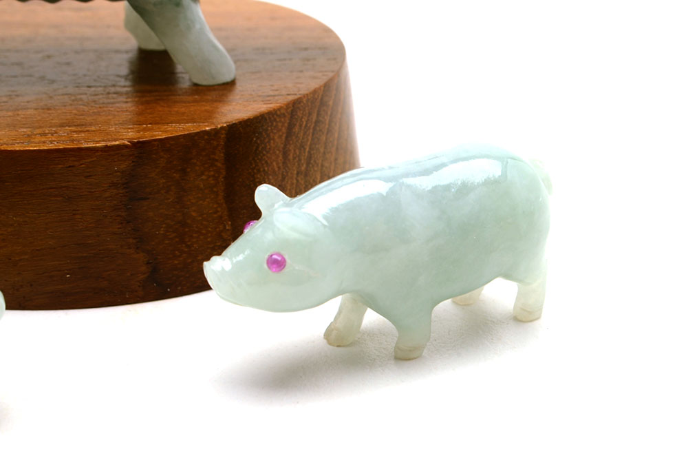 Carved Jadeite Mother Sow and Two Piglets with Ruby Eyes