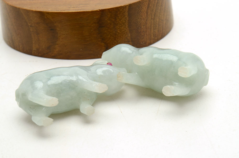 Carved Jadeite Mother Sow and Two Piglets with Ruby Eyes