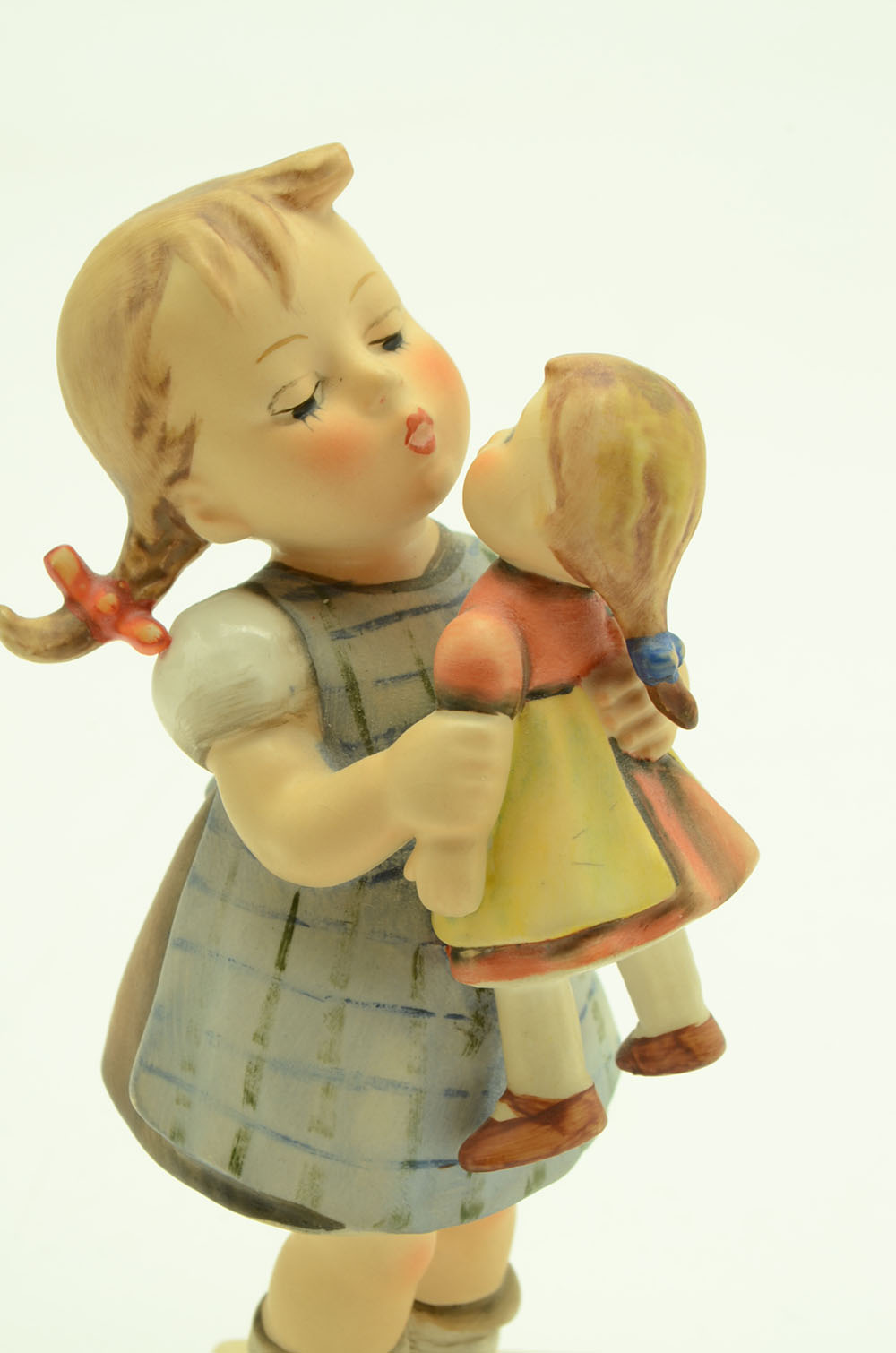 Pair of Hummel Goebel Figurines