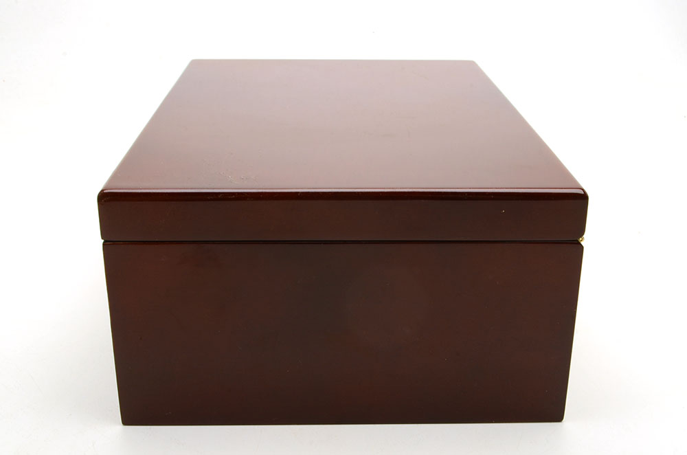 High Gloss Mahogany Veneered Jewelry Case