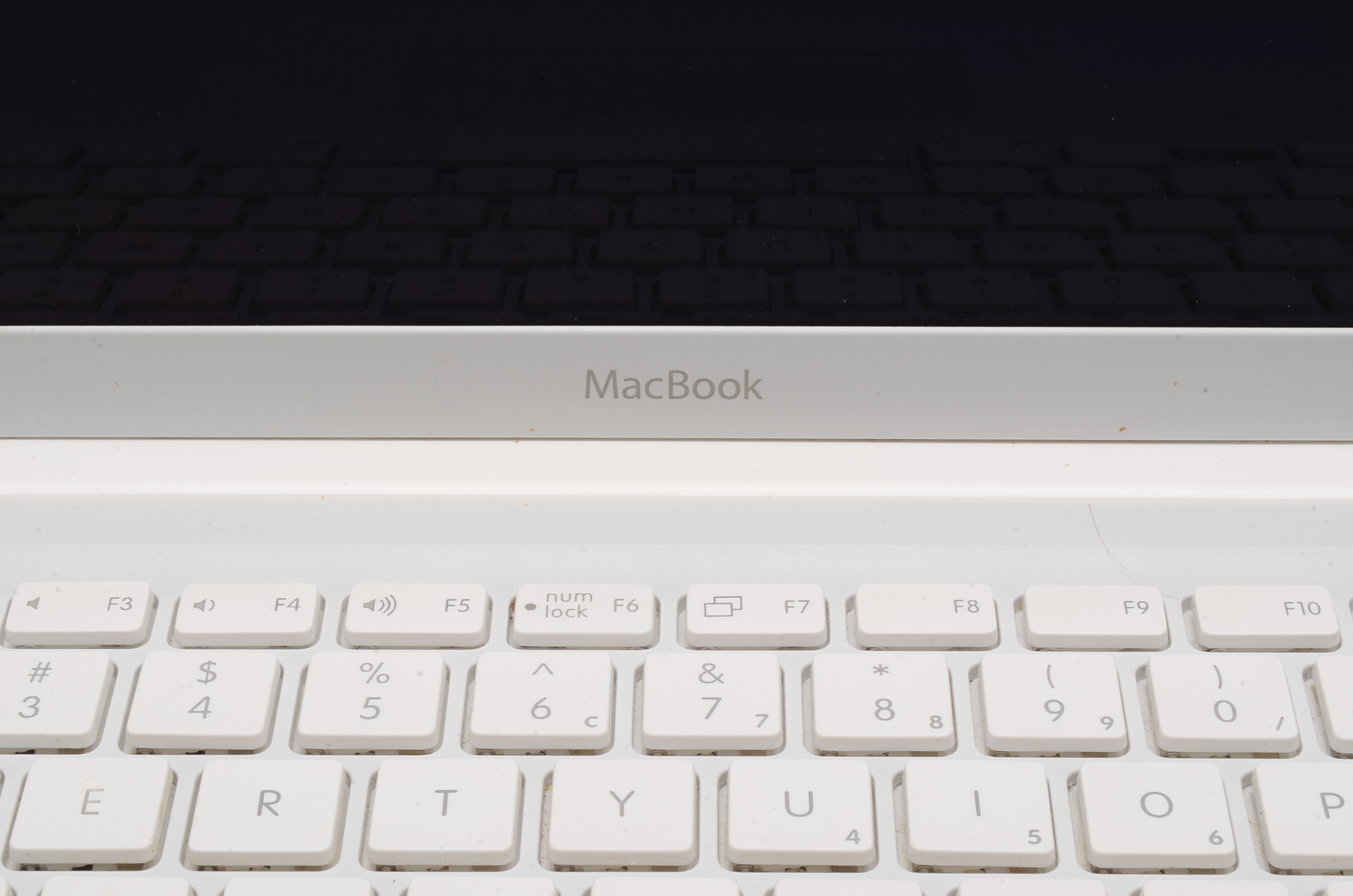 13" MacBook Laptop Computer