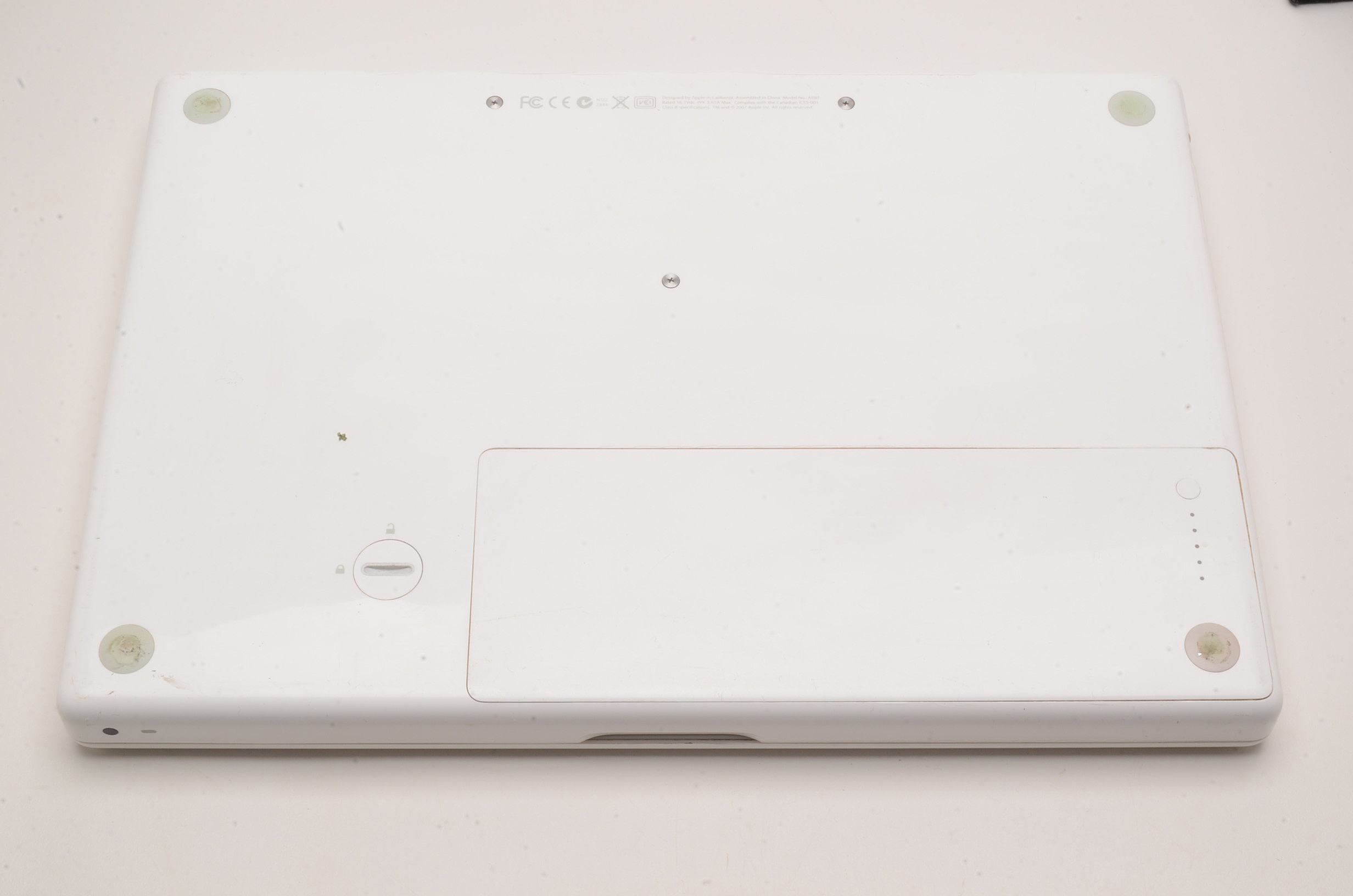 13" MacBook Laptop Computer