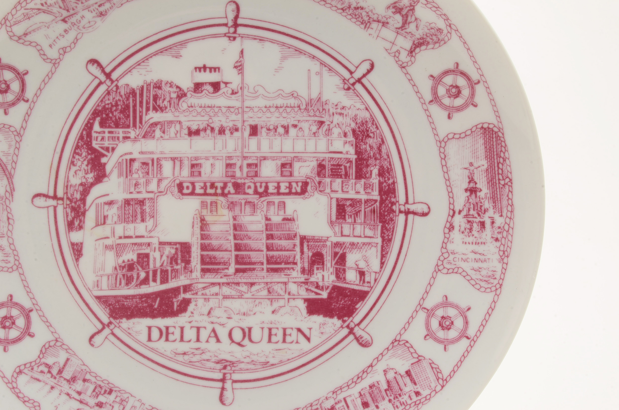 Pair of Cincinnati Collector Plates