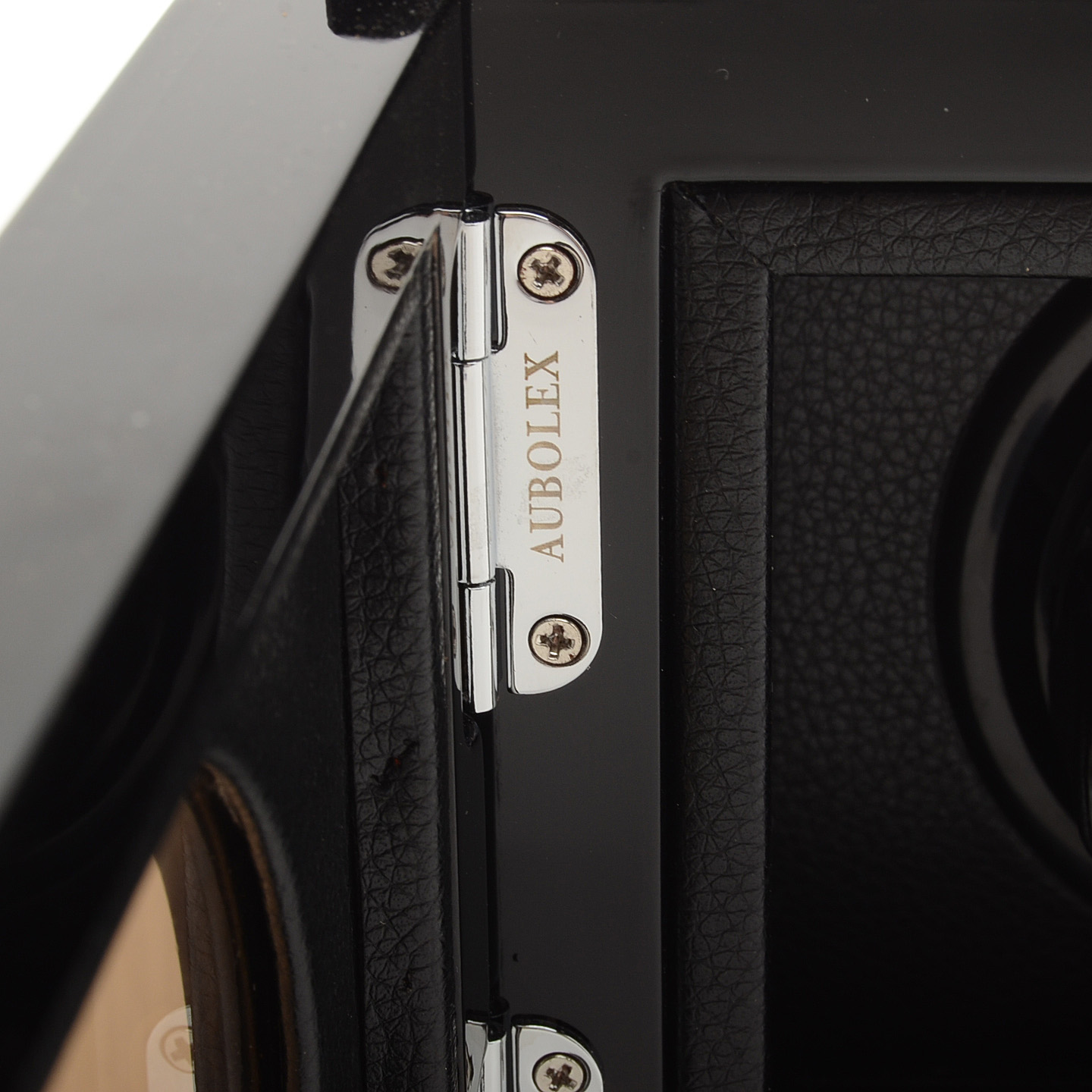 High Gloss Piano Veneered and Genuine Leather Single Watch Winder