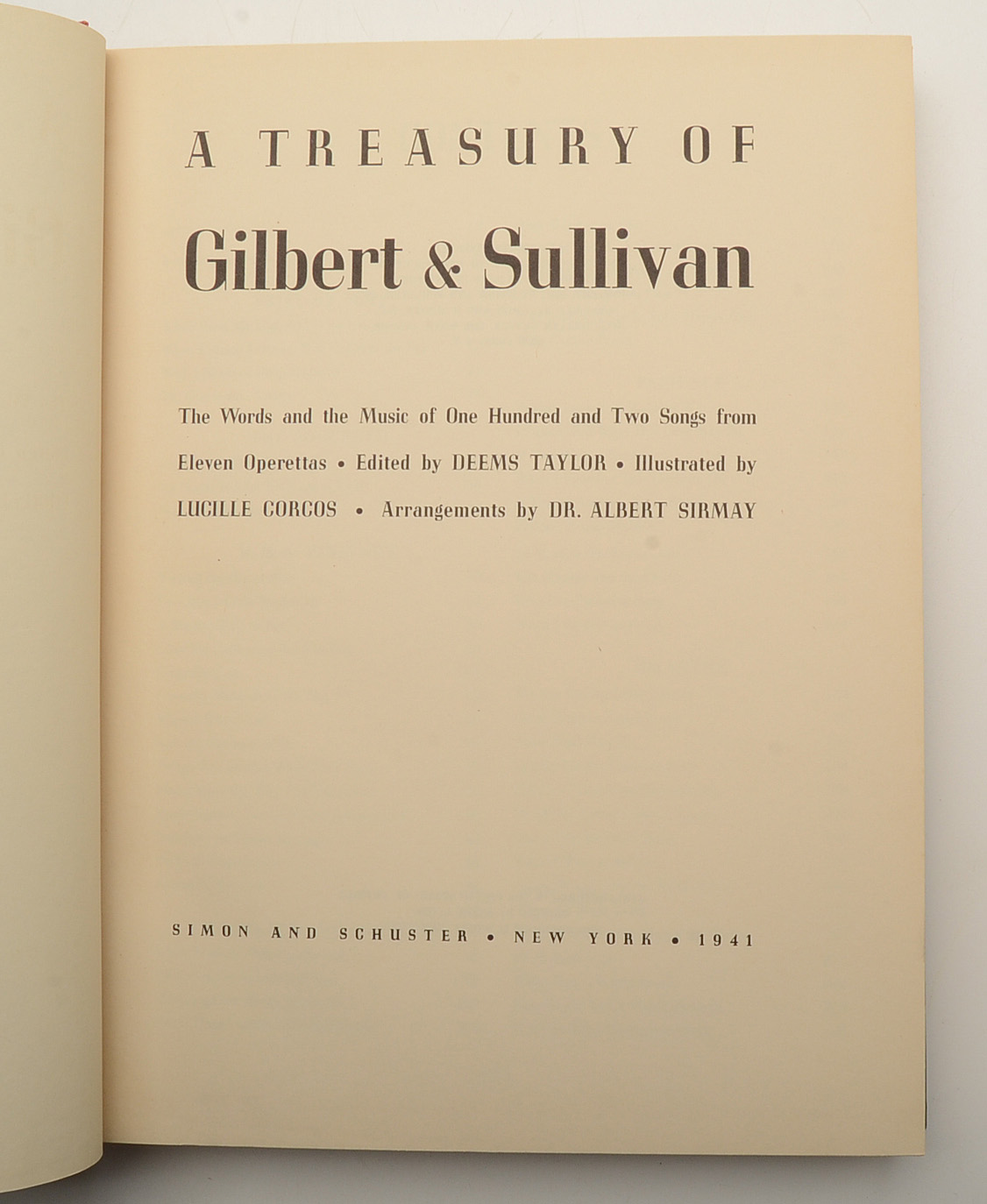 Hardcover "Treasury of Gilbert & Sullivan"