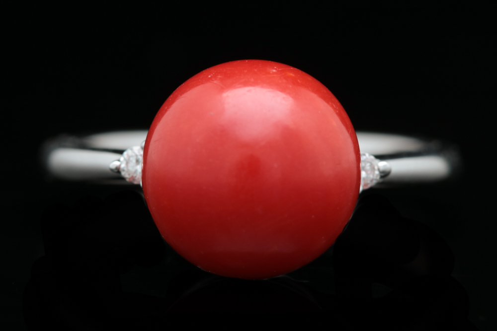14K Gold, Red Chalcedony and Diamond Ring