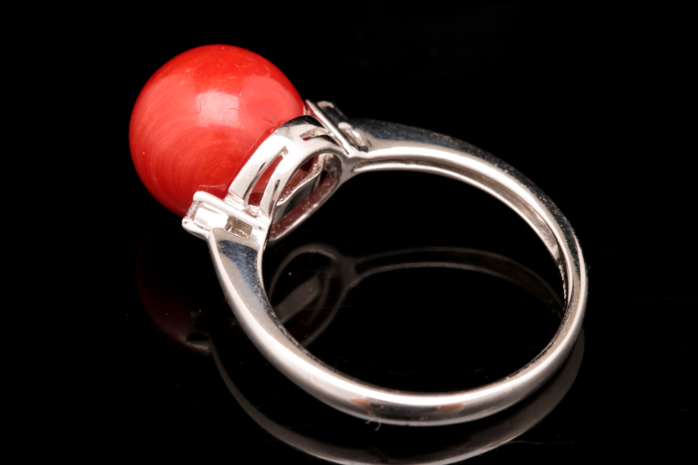 14K Gold, Red Chalcedony and Diamond Ring