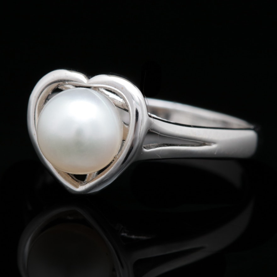 14K White Gold and Pearl Heart Ring