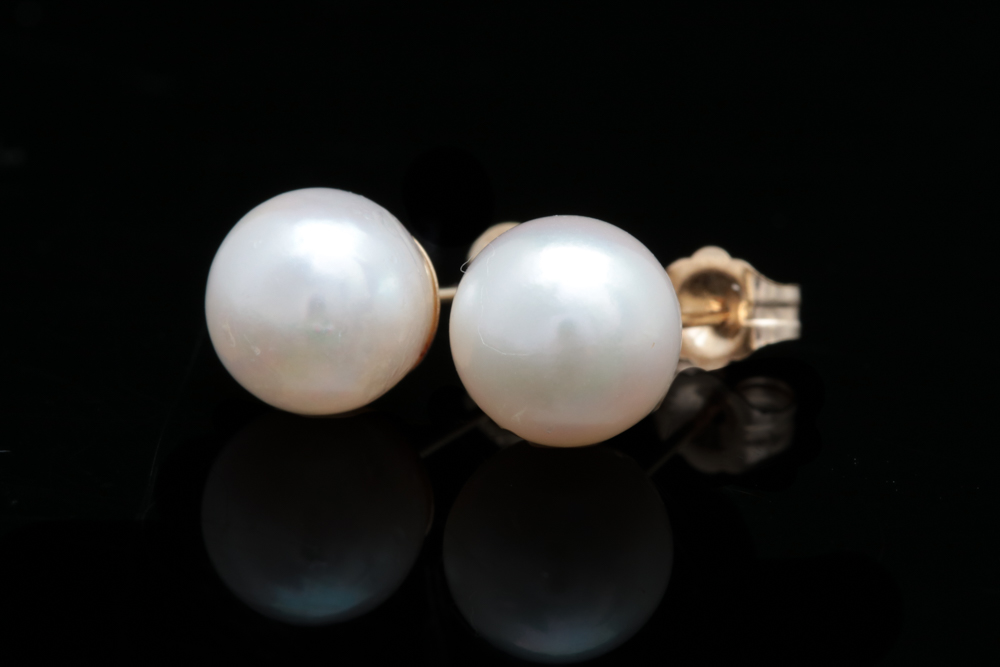 14K Gold and Pearl Stud Earrings