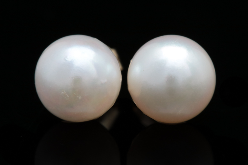 14K Gold and Pearl Stud Earrings