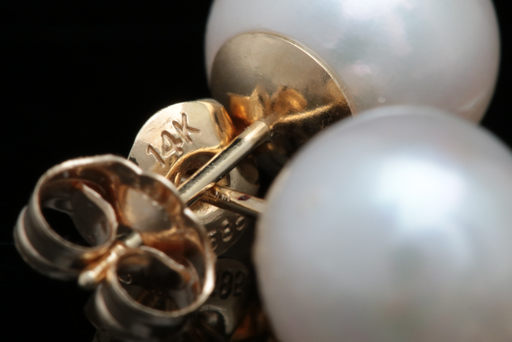 14K Gold and Pearl Stud Earrings